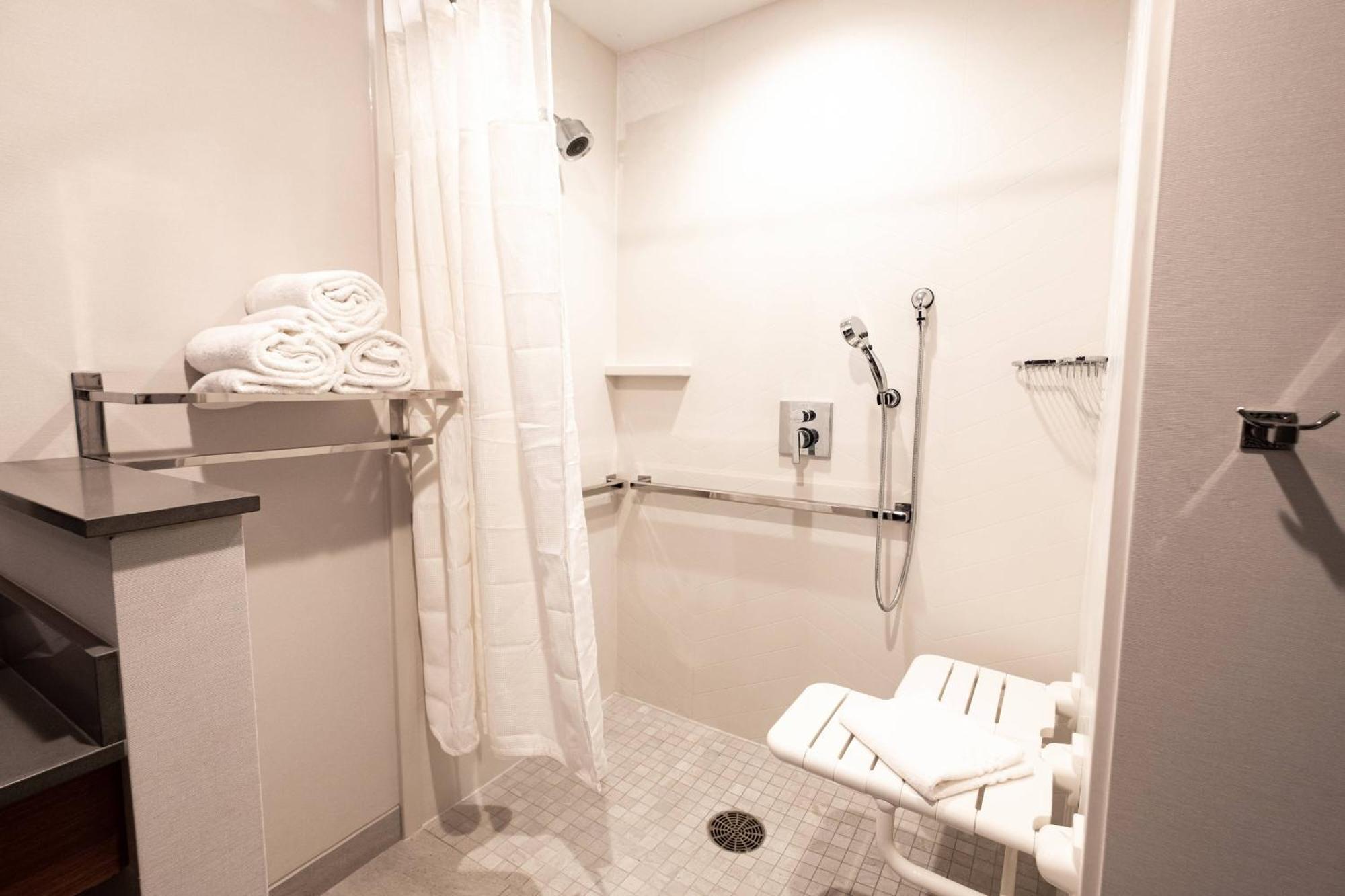 Fairfield By Marriott Inn & Suites Fond Du Lac Buitenkant foto