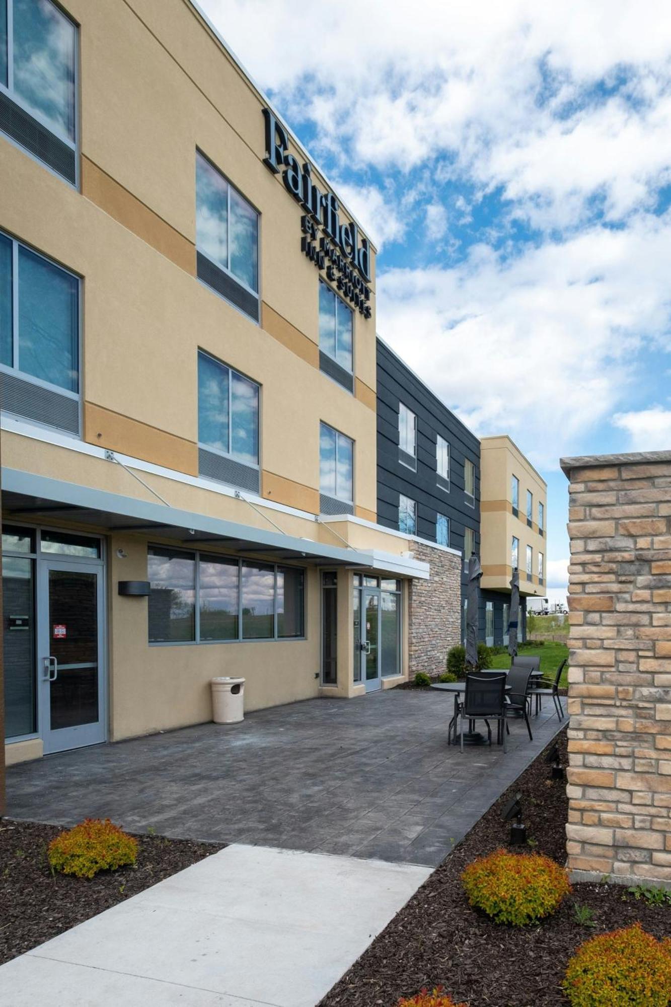 Fairfield By Marriott Inn & Suites Fond Du Lac Buitenkant foto