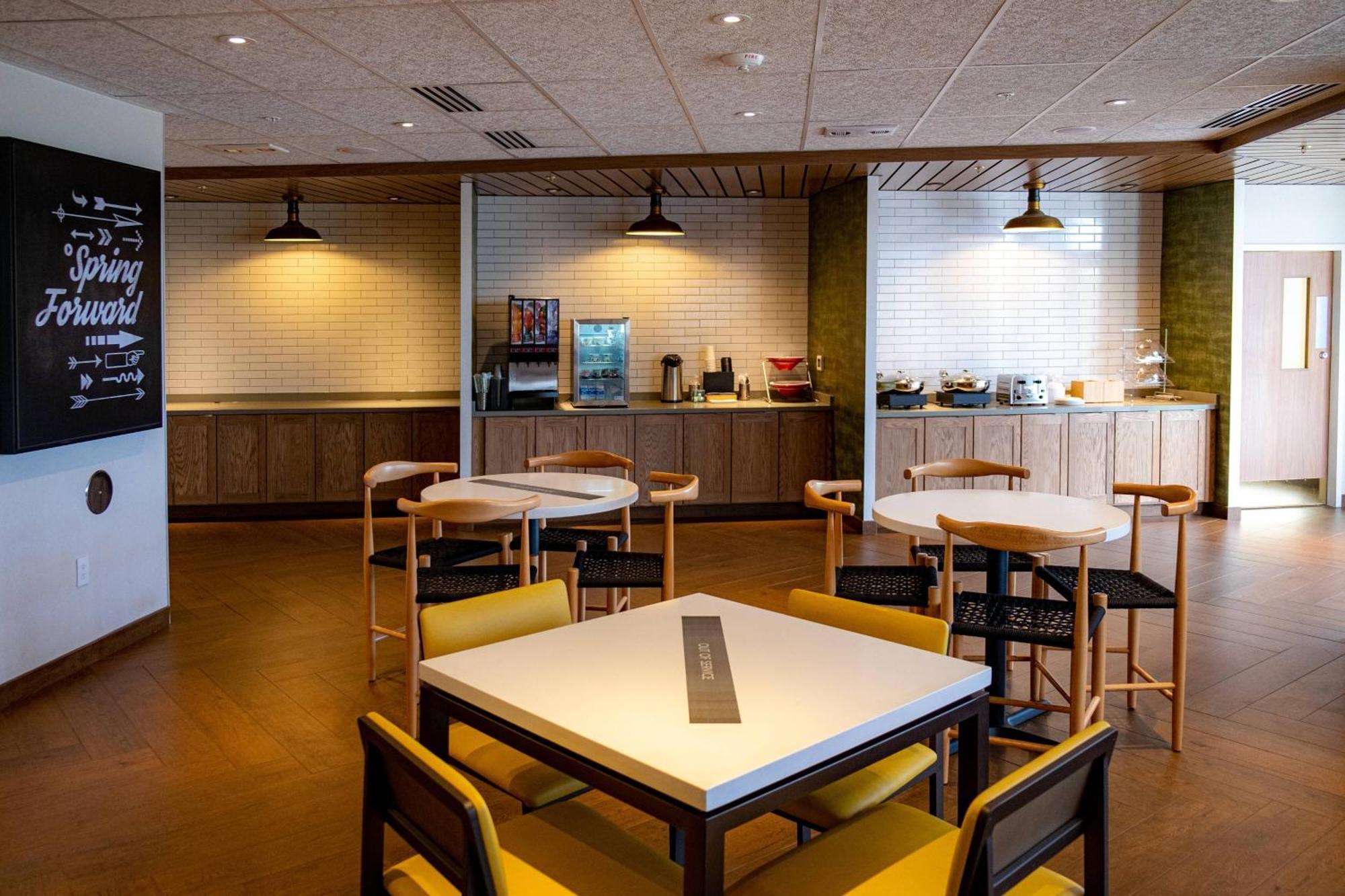 Fairfield By Marriott Inn & Suites Fond Du Lac Buitenkant foto